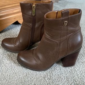 *LAST CALL* Tommy Hilfiger Boots